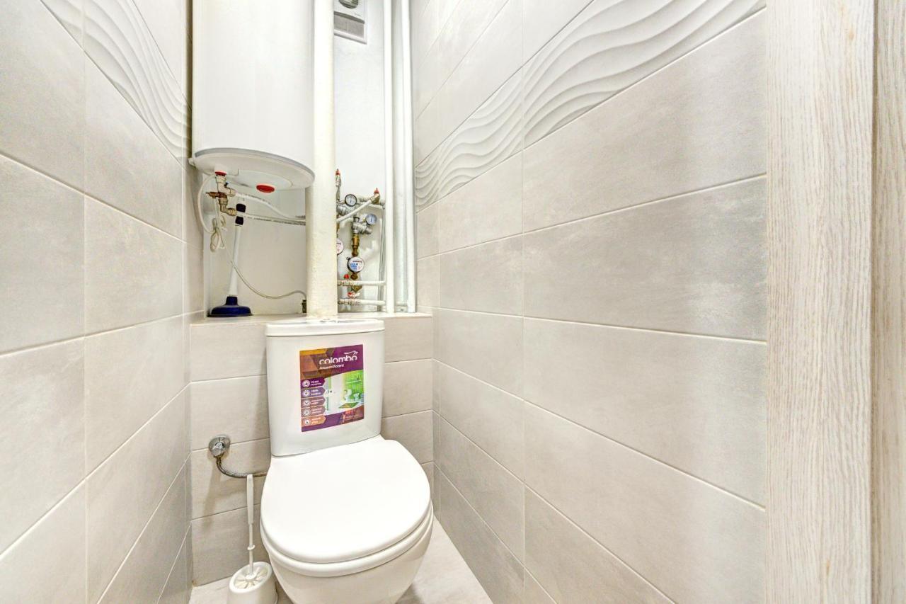 Apartments Near Ocean Plaza Druzhby Narodov Boulevard 8A Kiev Ngoại thất bức ảnh